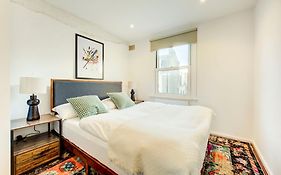 Prime Location Marylebone 4 Bed Designer Flat